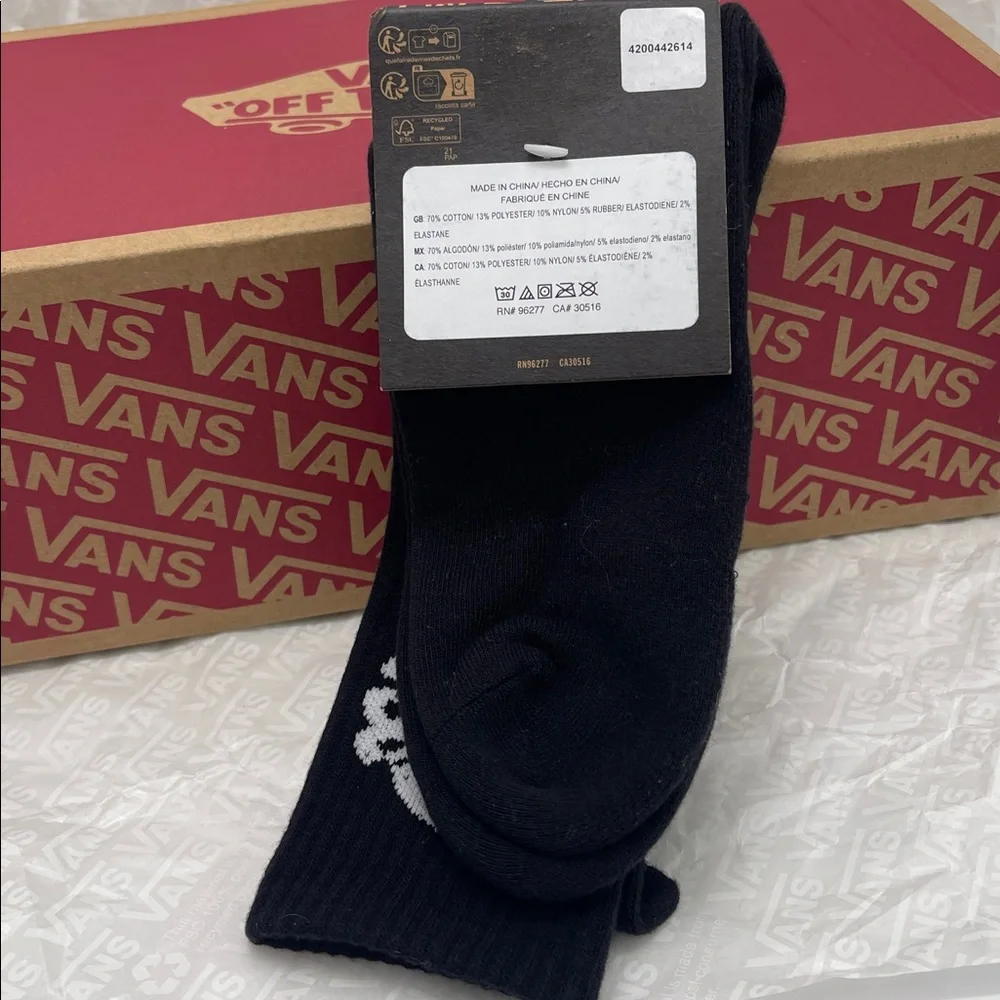 Vans Major Type Crew Socks (1 pair)  Style VN000NCFBLK